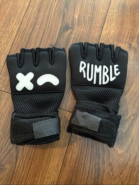 Rumble Black Fingerless Gloves